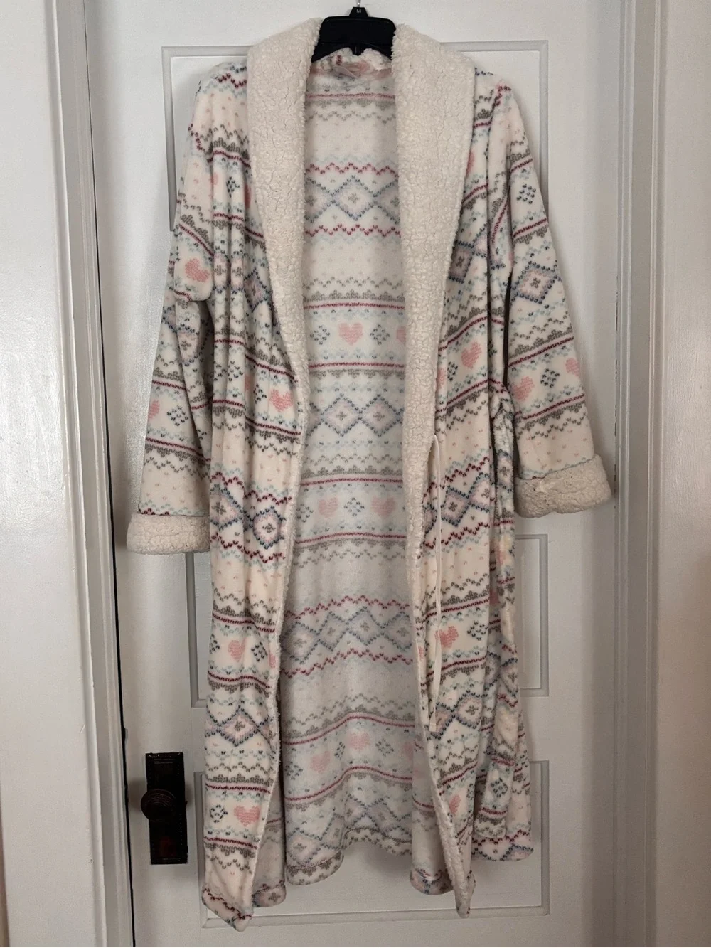 Secret Treasures Cream Plush Robe with Pastel Heart & Fair Isle Print